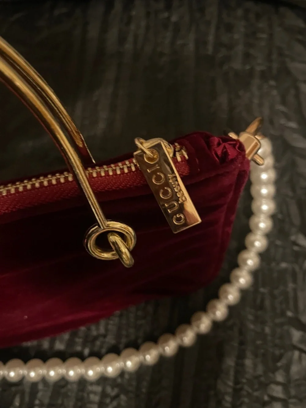Gucci Burgundy Velvet Mini Bag with Pearl Handle and Bee Emblem - Picture 7 of 17